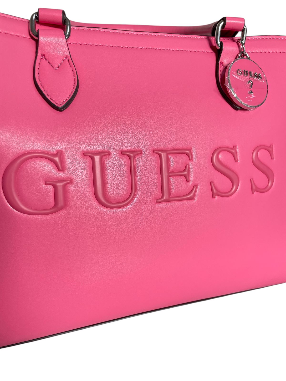 Bolsa Guess Fucsia con Logo en Relieve y Correa Ajustable